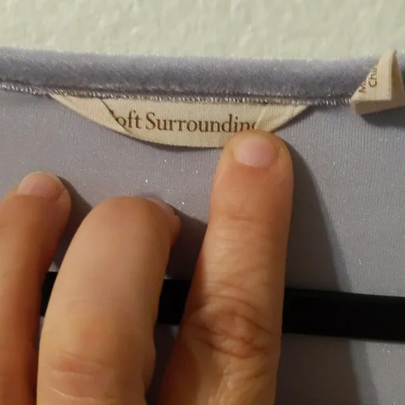 Soft Surroundings Women's Velvet And Lace Trim Tunic Top - Picture 4 of 6